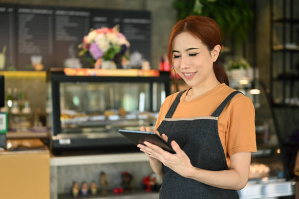 Employee using a digital self-service portal